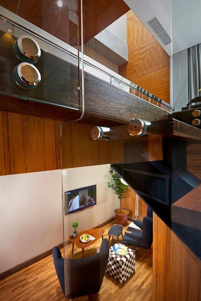 Kingwood Boutique Hotel Miri Kültér fotó